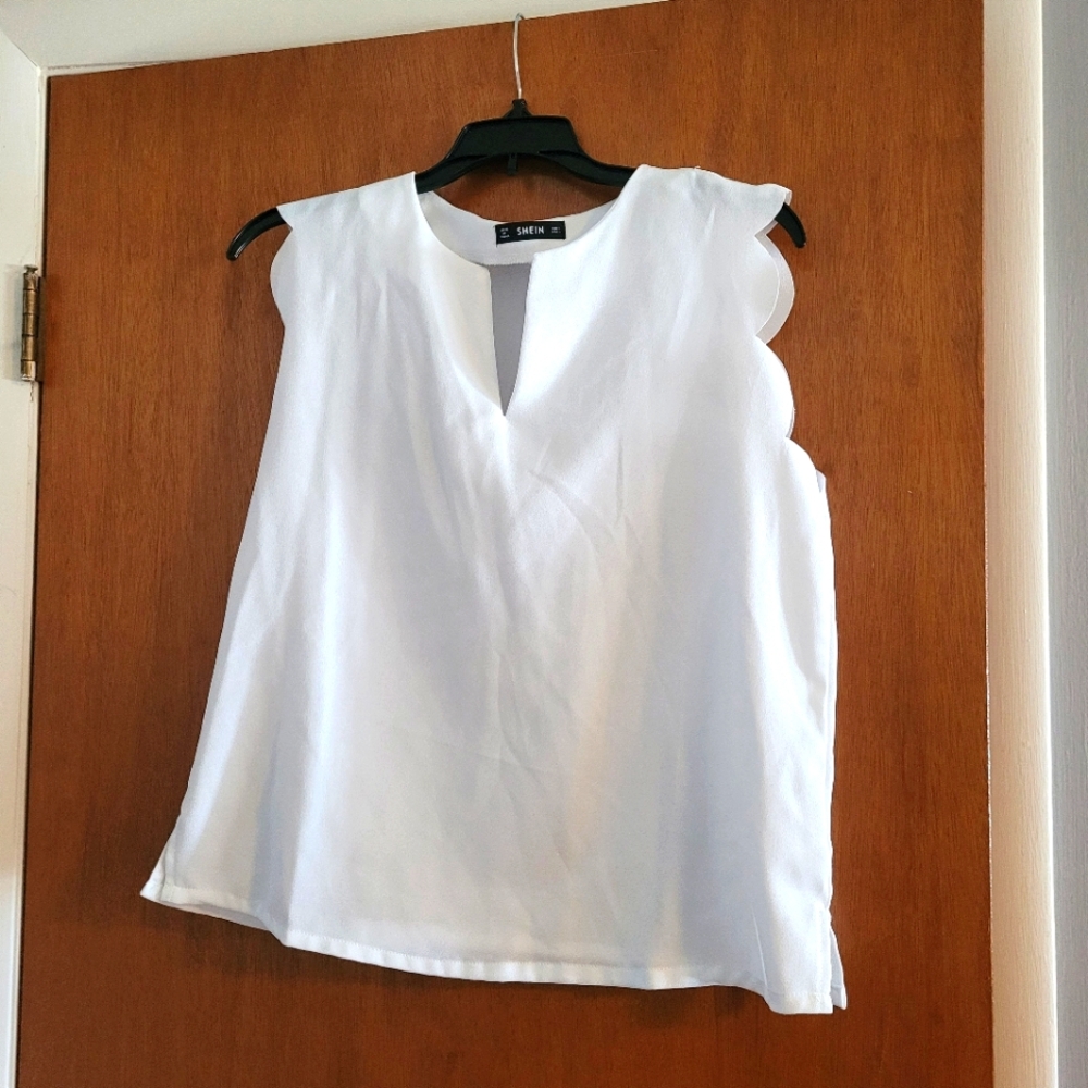 SHEIN White Sleeveless Top NWOT